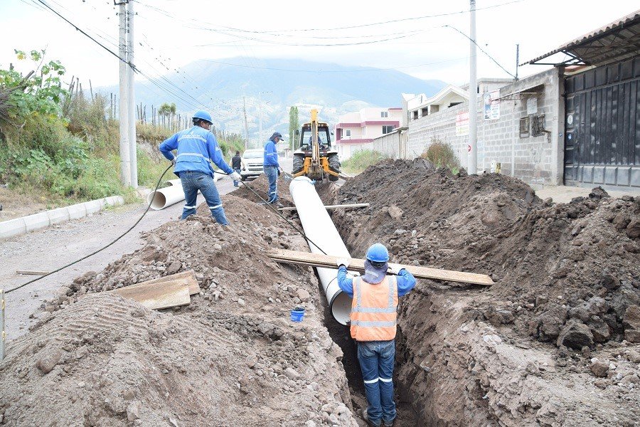 Dise O Y Construcci N De Acueductos Y Alcantarillados